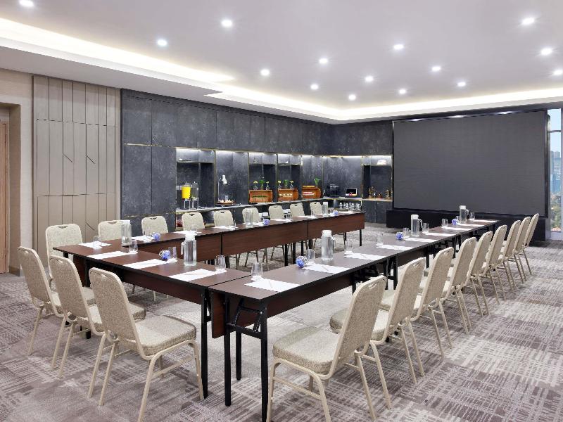 Novotel Jakarta Cikini Hotel image