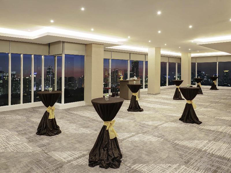 Novotel Jakarta Cikini Hotel image