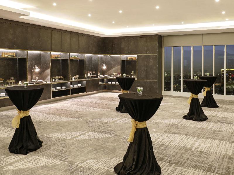 Novotel Jakarta Cikini Hotel image