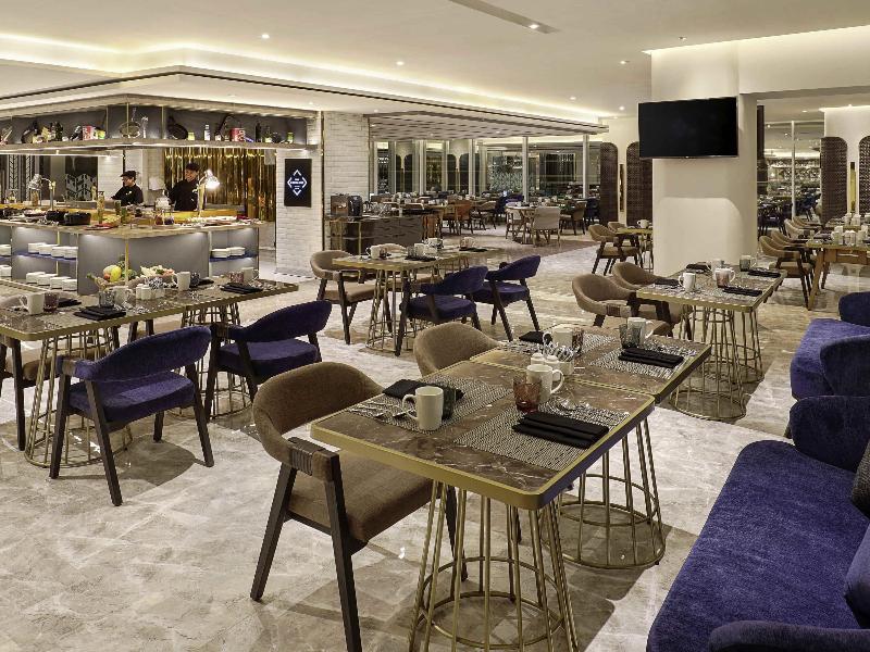 Novotel Jakarta Cikini Hotel image