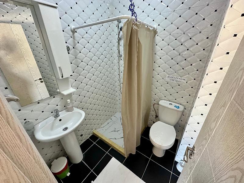 Saray Hotel image