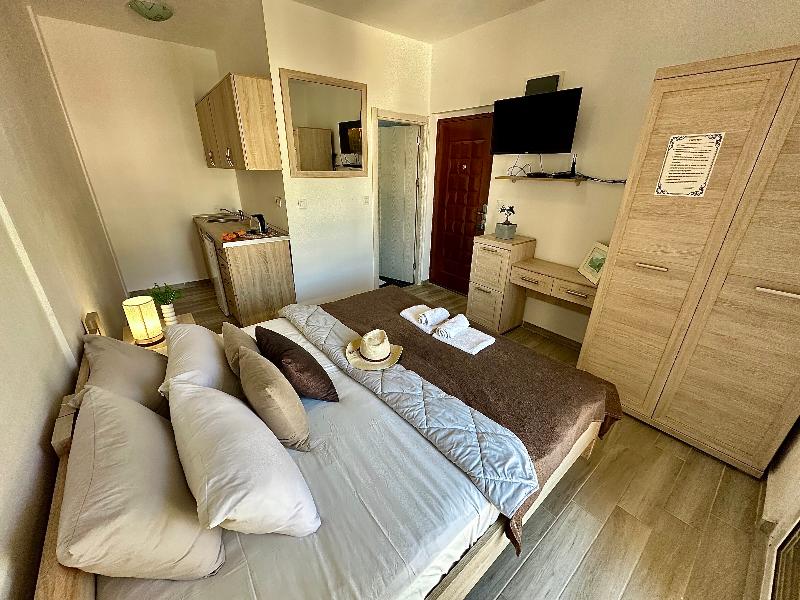 Saray Hotel image