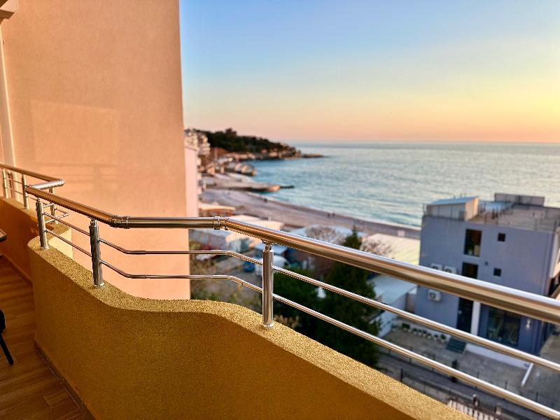 Saray Hotel image