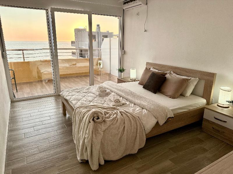 Saray Hotel image