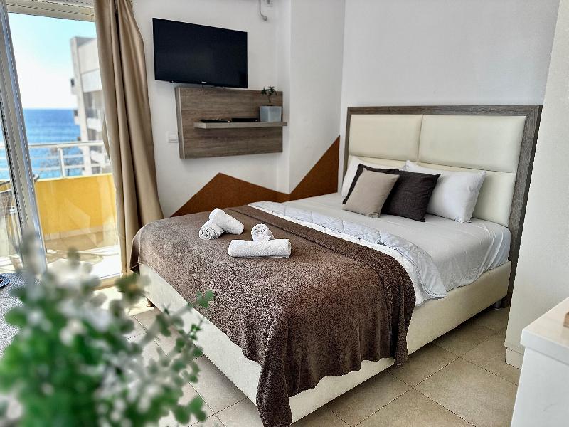 Saray Hotel image