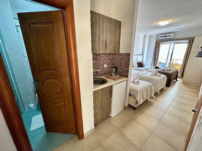 Saray Hotel image