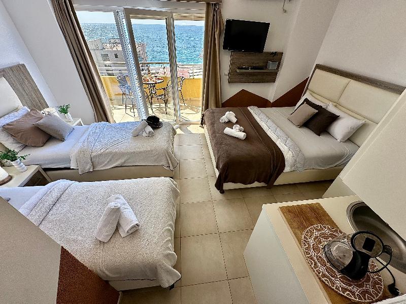 Saray Hotel image