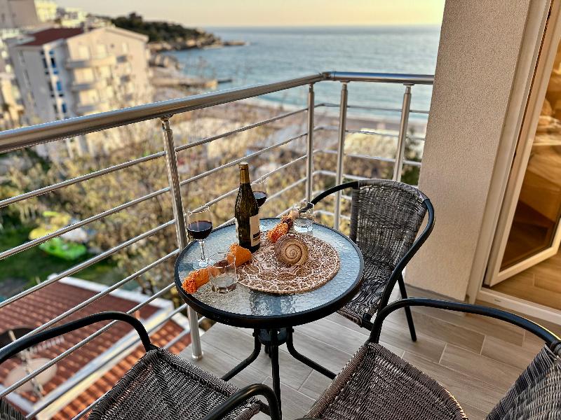 Saray Hotel image