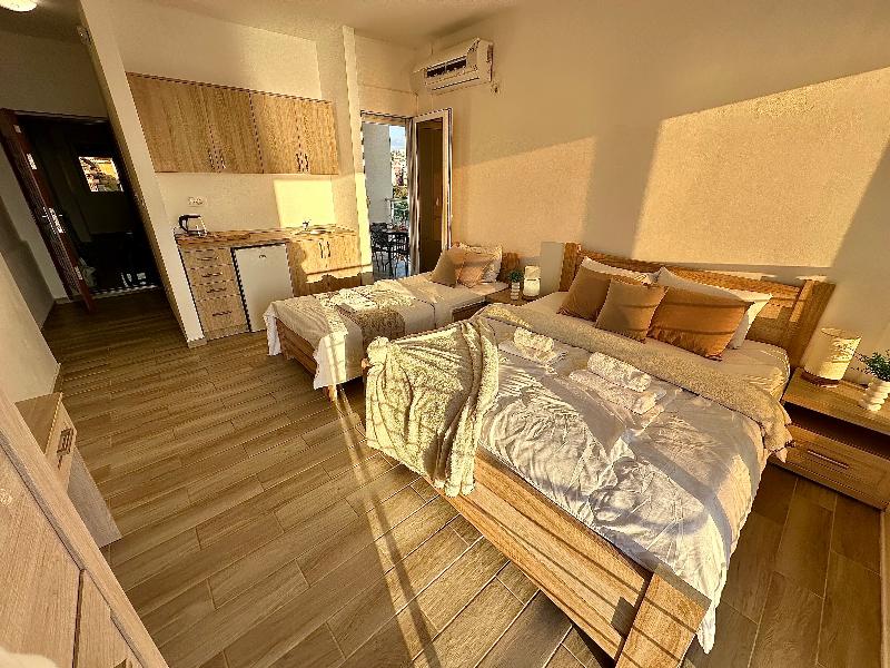 Saray Hotel image