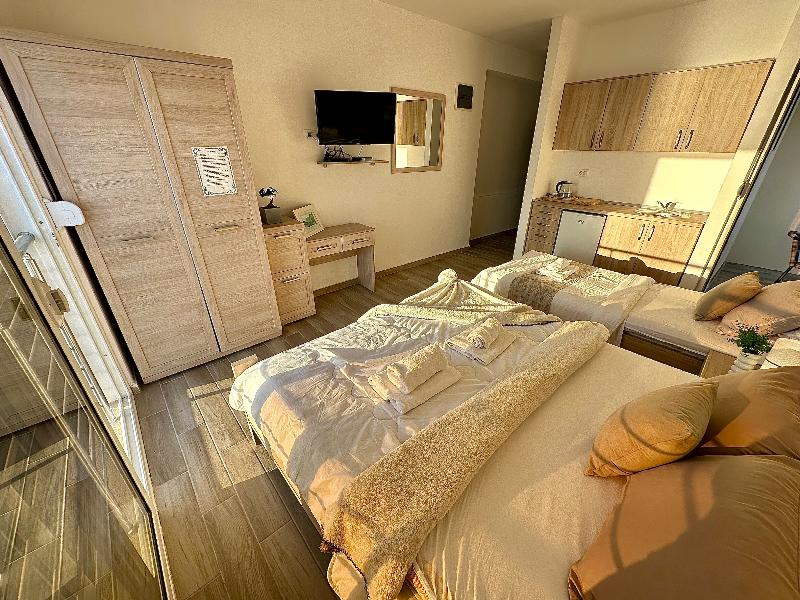 Saray Hotel image