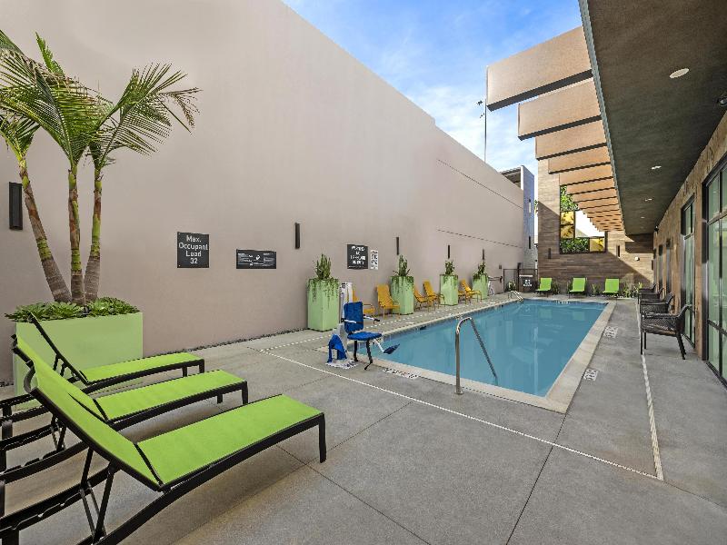 Home2 Suites By Hilton Riverside Downtown image