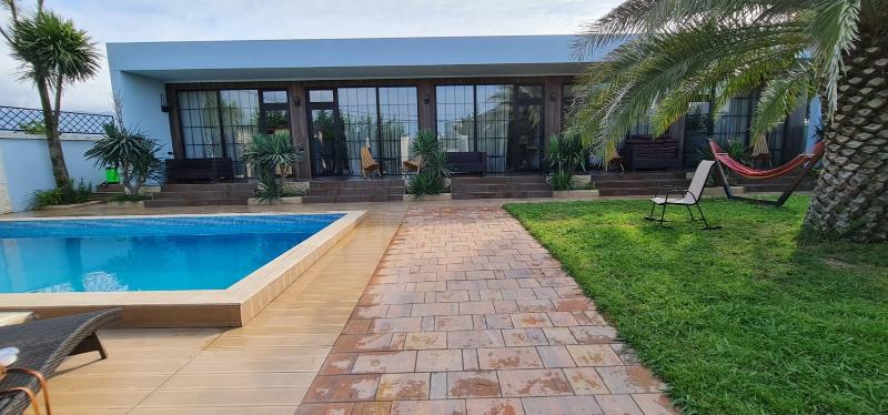 Dachis Villa image