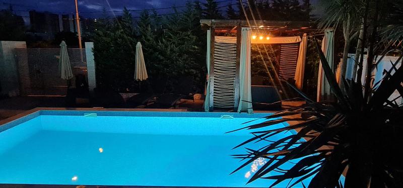 Dachis Villa image