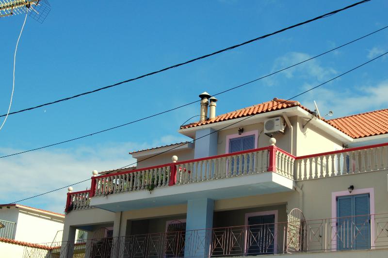 Alkyoni Apartments & Studios - Image 2