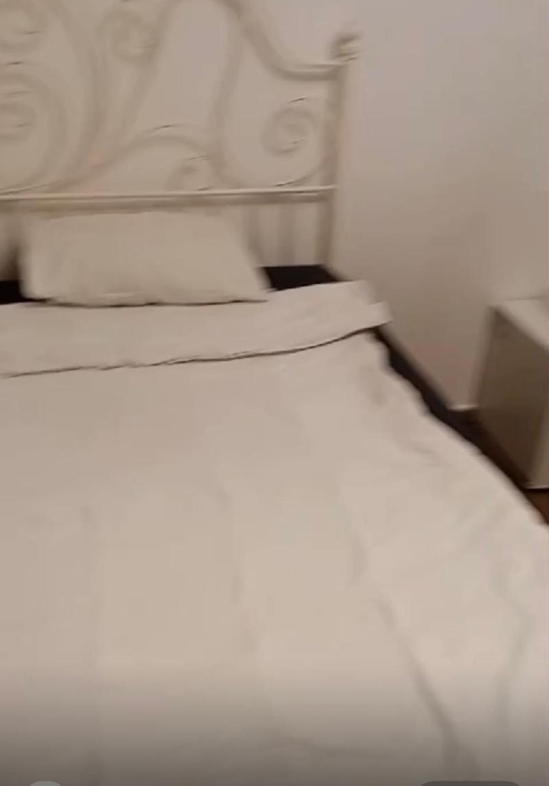 Harry Hotel