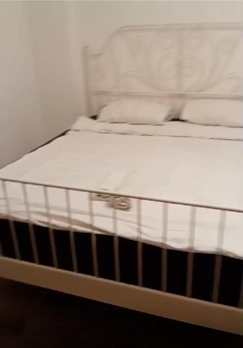Harry Hotel