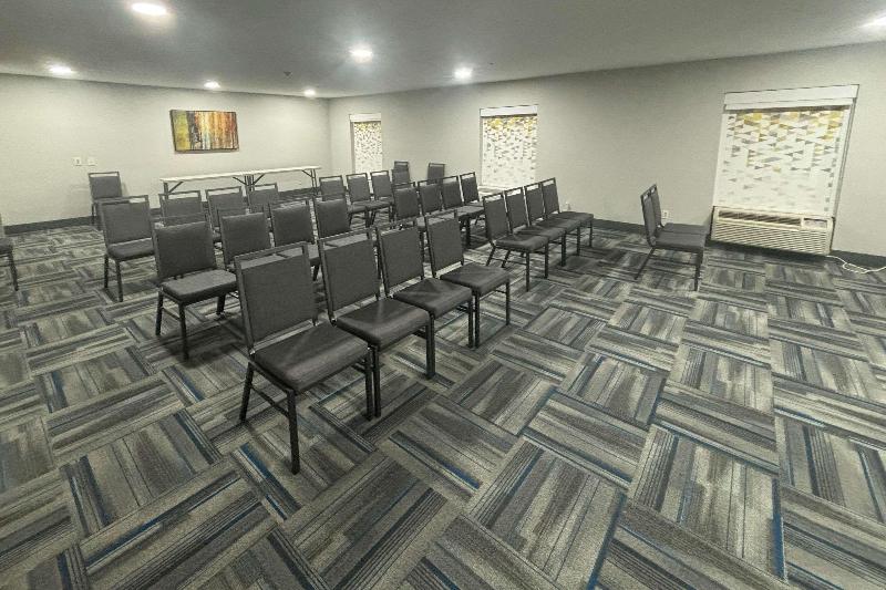 Quality Inn & Suites at Airport Blvd I-65 image