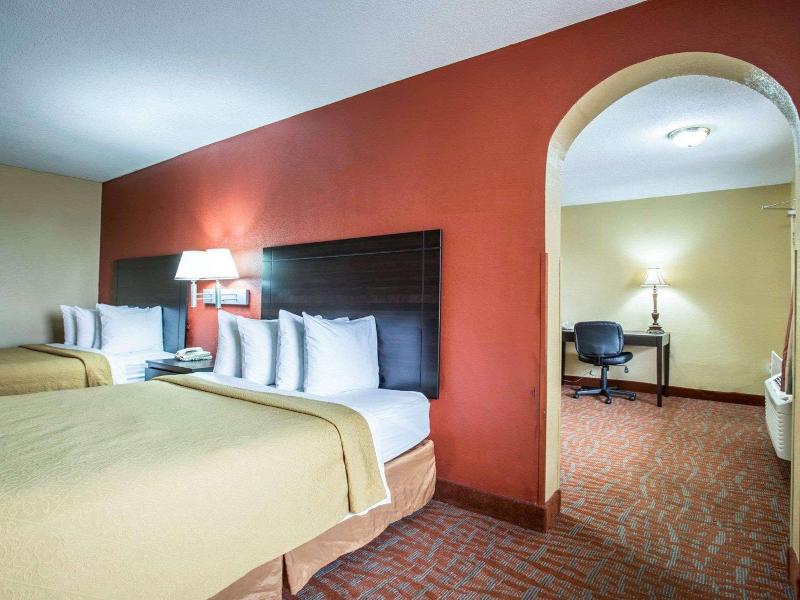 Quality Inn & Suites (Monroe) image