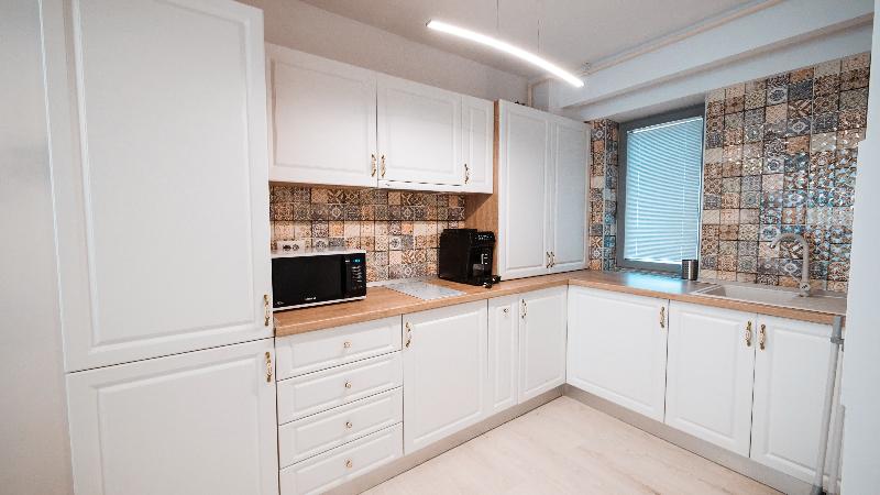 Wave 3 Promenada Apartments image