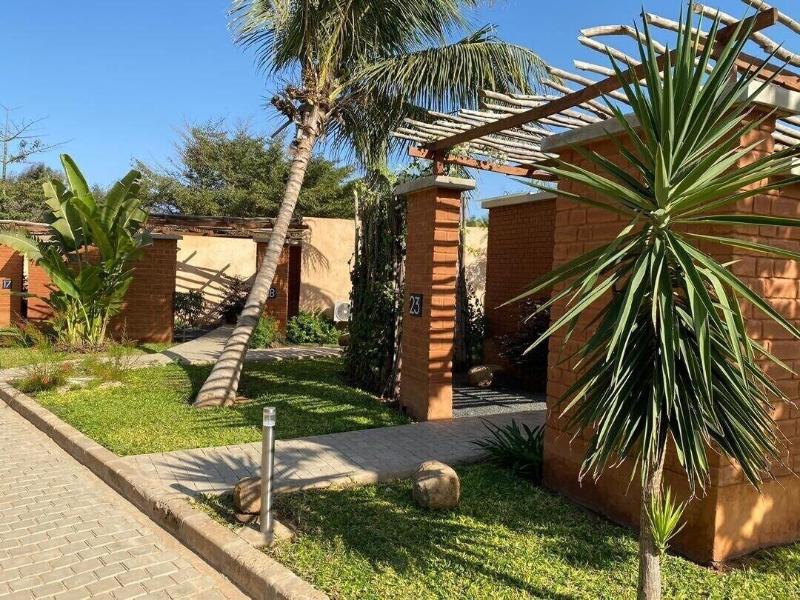 Hôtel Boma image
