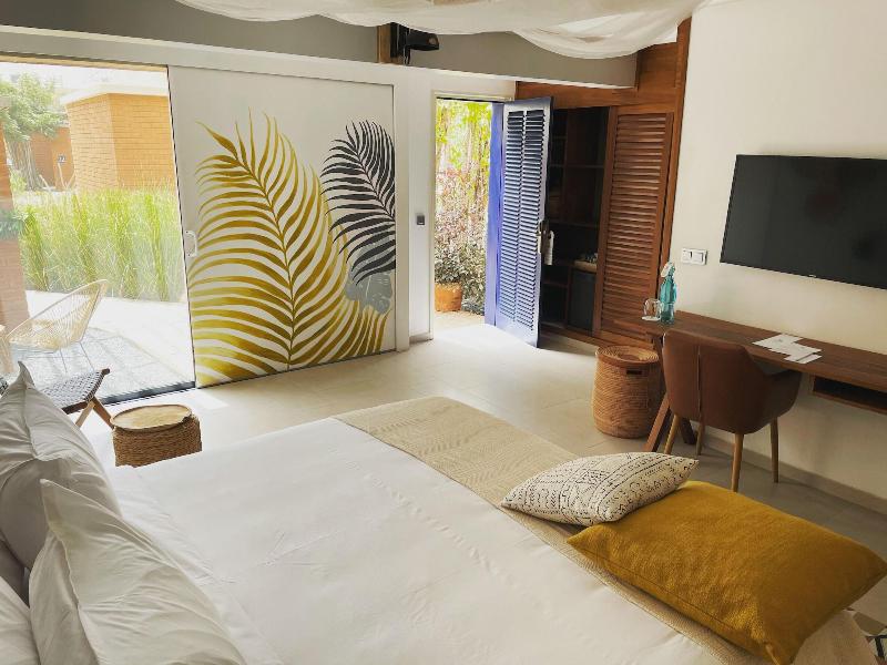 Hôtel Boma image