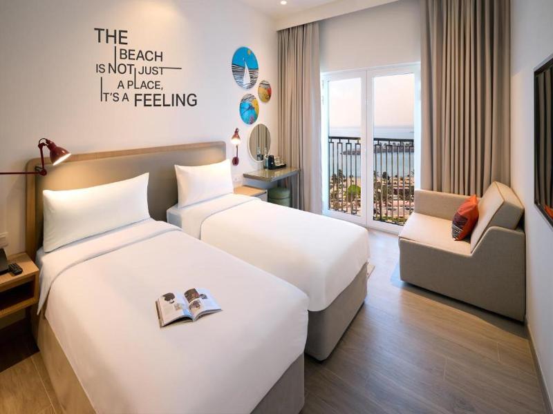 Rove Al Marjan Island Hotel image