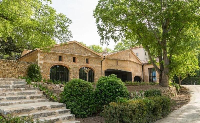Chateau Mentone image