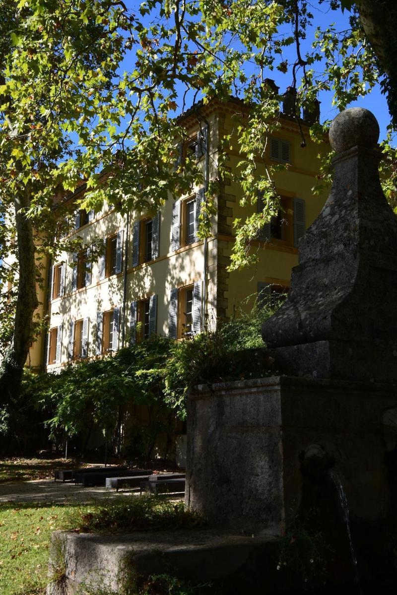 Chateau Mentone image
