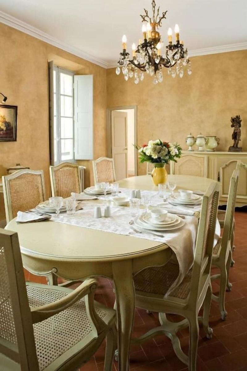 Chateau Mentone image