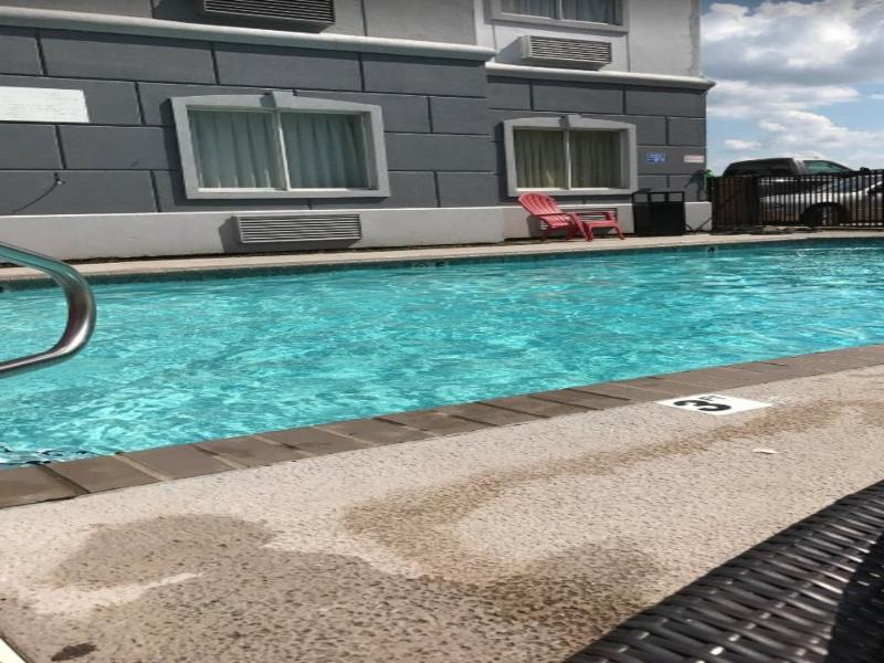 Days Inn By Wyndham Sulphur Springs — view