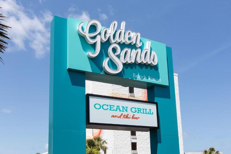 Golden Sands Carolina Beach Oceanfront, Tapestry
