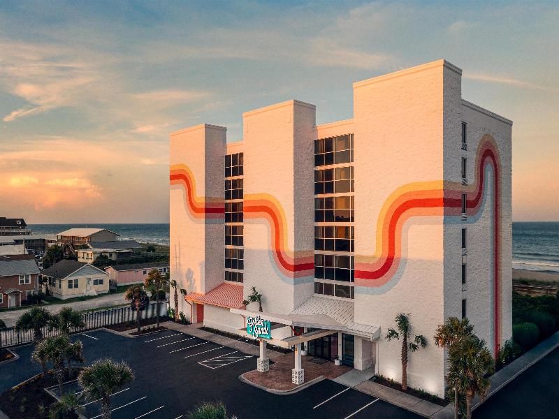 Golden Sands Carolina Beach Oceanfront, Tapestry photo 4