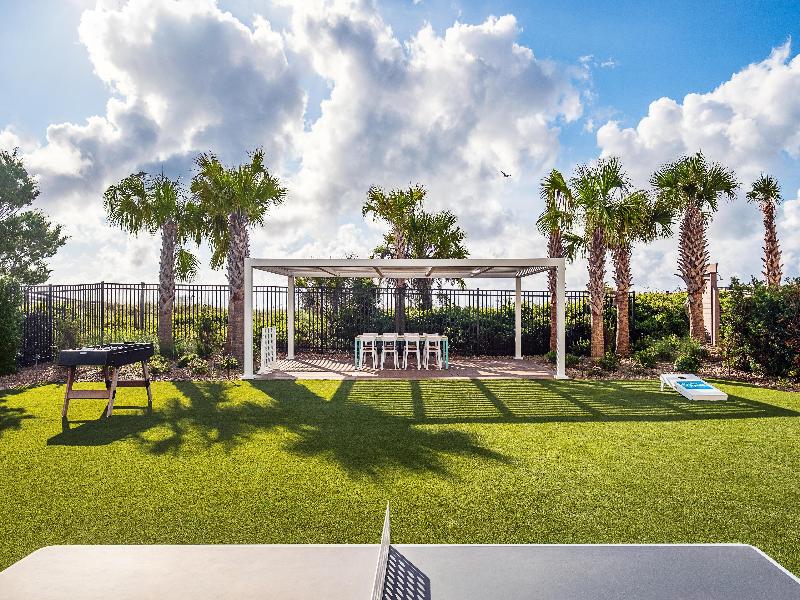 Golden Sands Carolina Beach Oceanfront, Tapestry