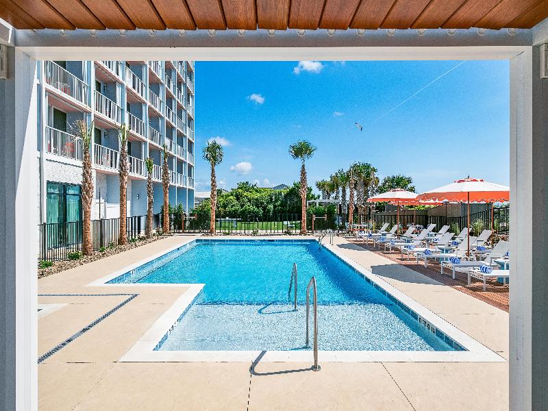 Golden Sands Carolina Beach Oceanfront, Tapestry