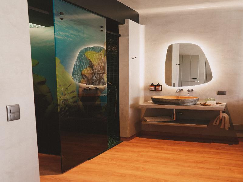 Santa Cruz Movement And Nature House image