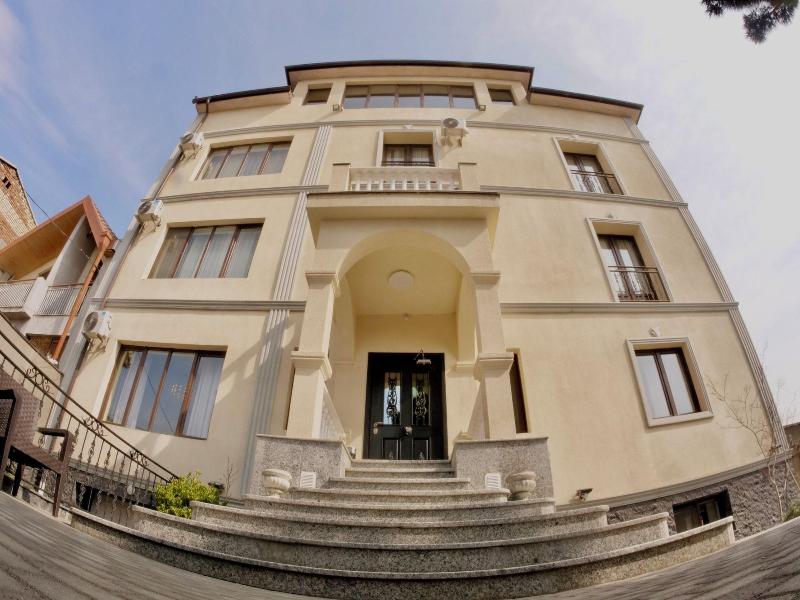 Phazisi Hotel image