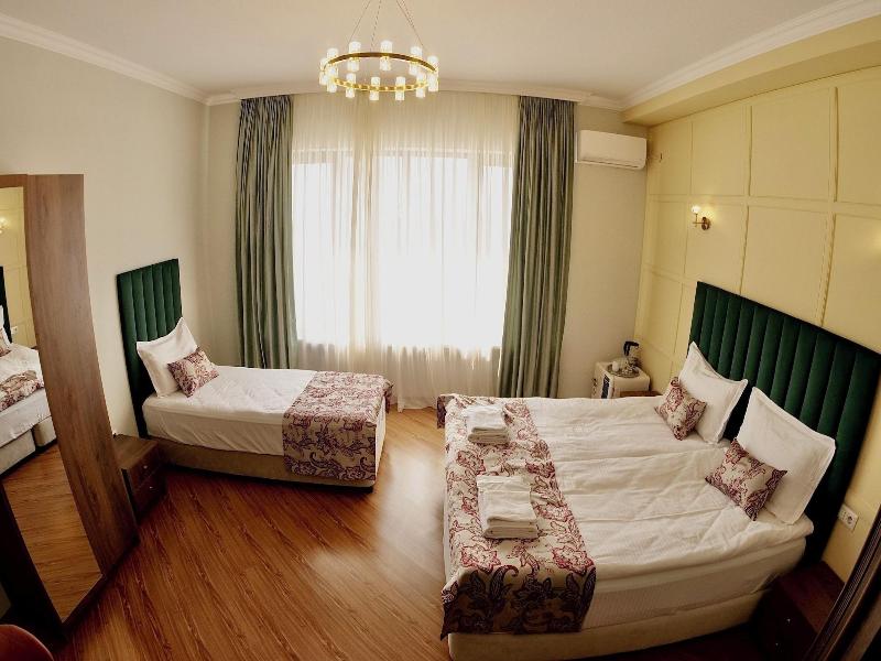 Phazisi Hotel image