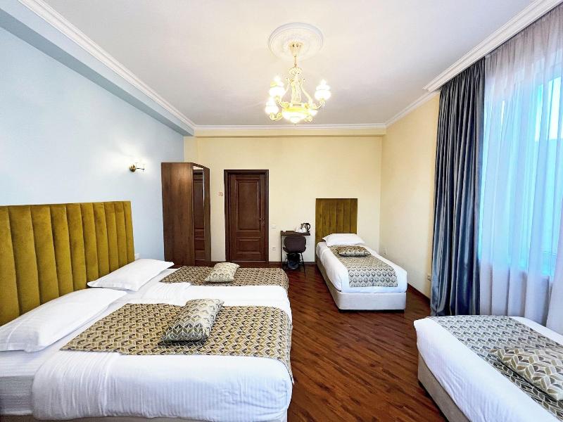 Phazisi Hotel image