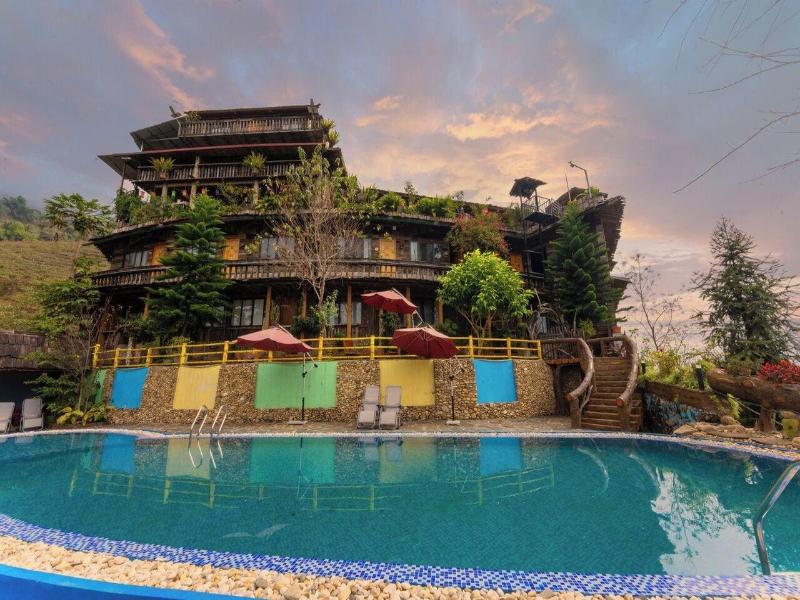 Muong Hoa River View Homestay