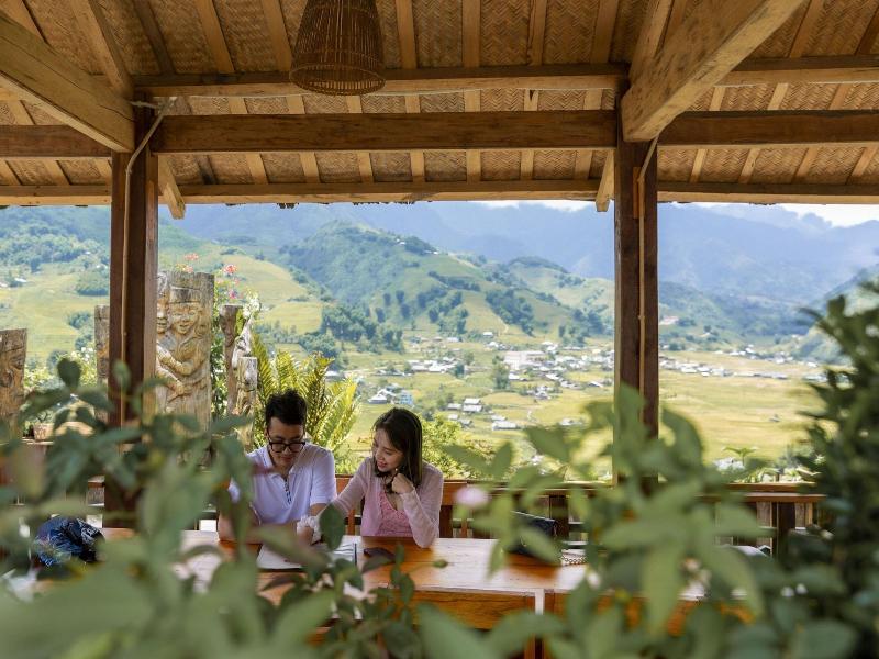 Muong Hoa River View Homestay