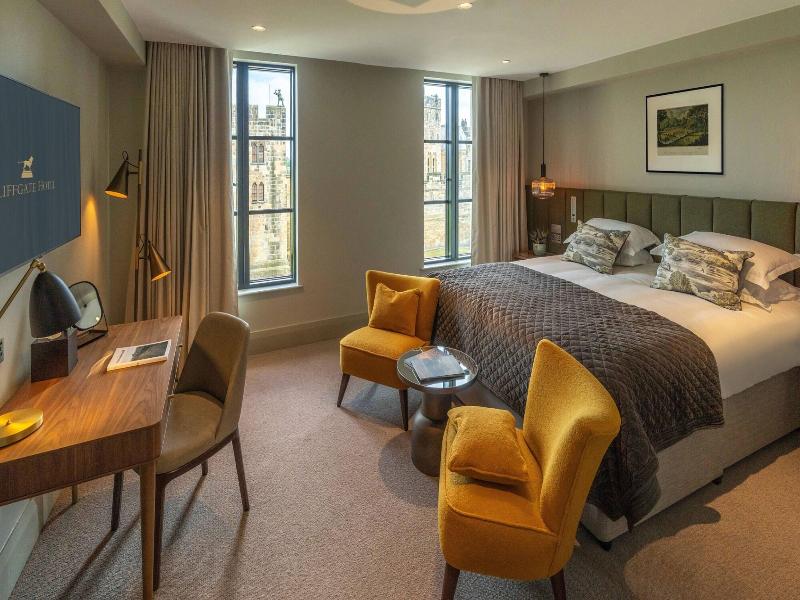 Bailiffgate Hotel image