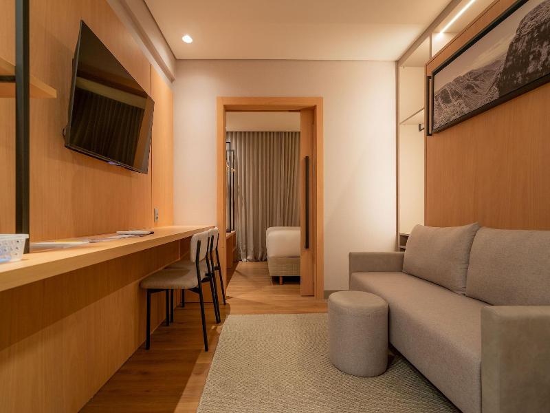 Golden Tulip Canela Oficial image