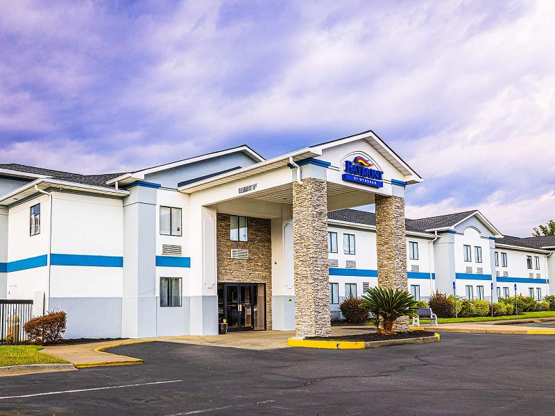 Baymont by Wyndham Port Wentworth — general view
