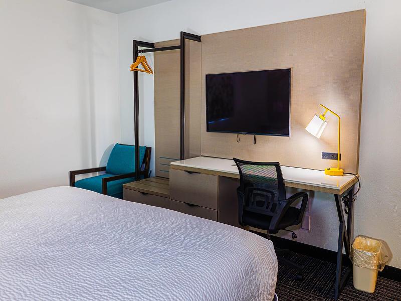 Baymont by Wyndham Port Wentworth image