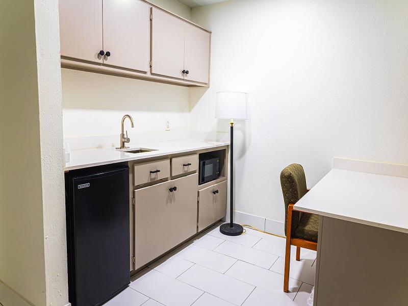 Baymont by Wyndham Port Wentworth image