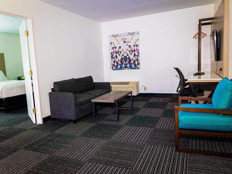 Baymont by Wyndham Port Wentworth image