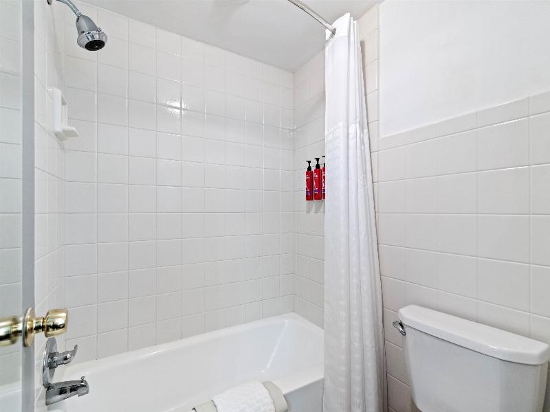Surestay Studio By BW Paradise Lancaster County image