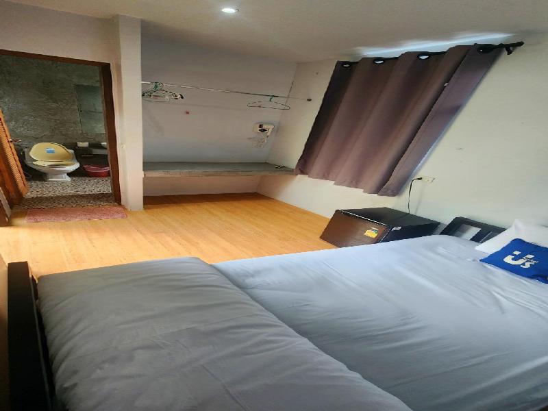 Us Hostel Samui image