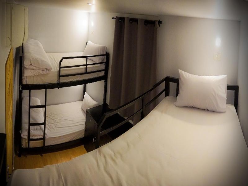 Us Hostel Samui image