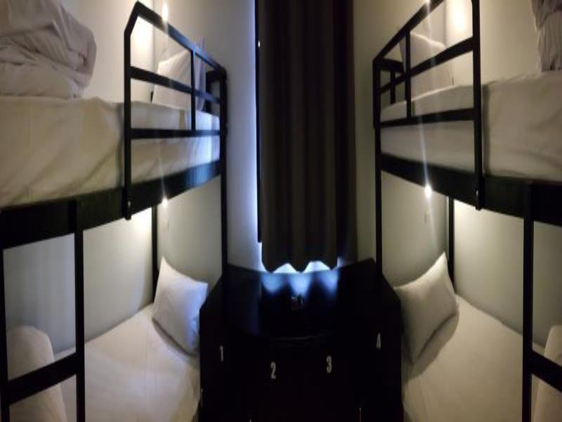 Us Hostel Samui image